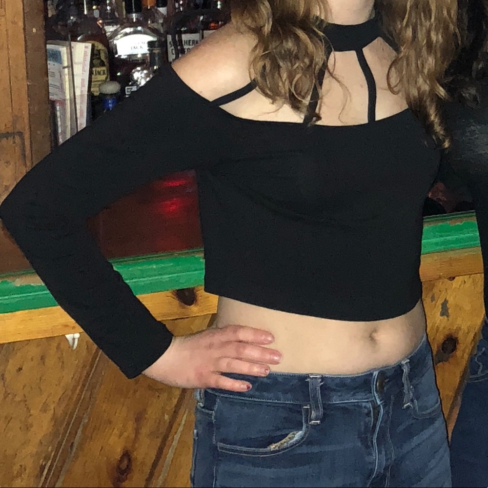 Top - Picture 2 of 2